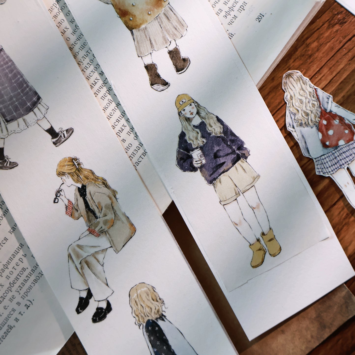 YiEr Vol13【Warm and Comfortable】Orginal Design Character Washi/Pet Tape Light Retro Stickers