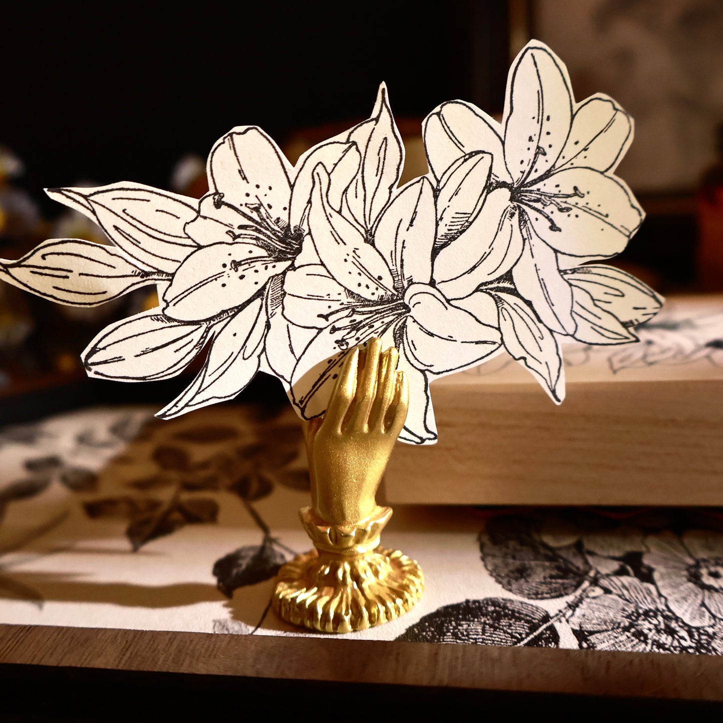 YiEr Stamp【Lily Flower】Upgraded Red Rubber Retro Lily Maple Stamp