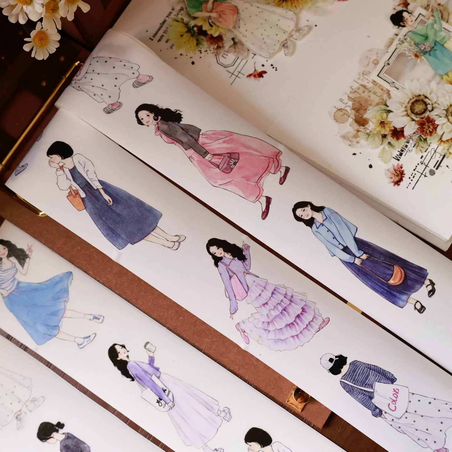YiEr Vol14 【Yuanqi Sweet Sister】Pre-cut Light Retro Sweet Girl Character Orginal Design Washi Pet Tape Stickers