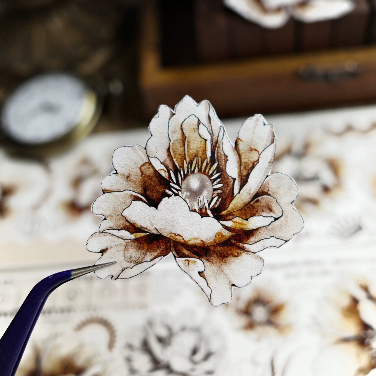 YiEr【Old Times】Orginal Design Washi/Pet Tape Light Retro Floral Stickers