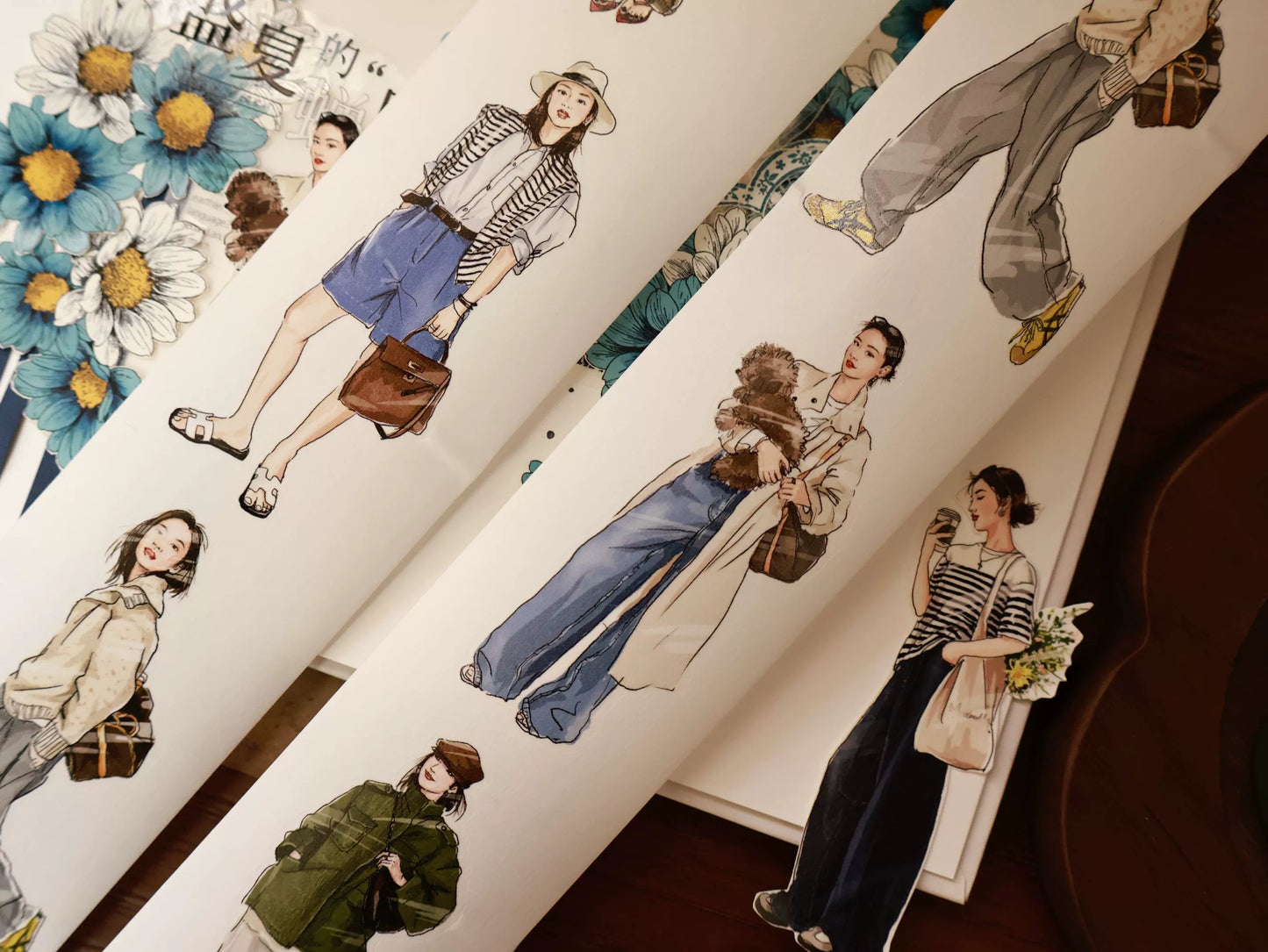 YiEr Vol14 【Commuting Diary】Pre-cut Light Retro Urban Girl Character Orginal Design Washi Pet Tape Stickers