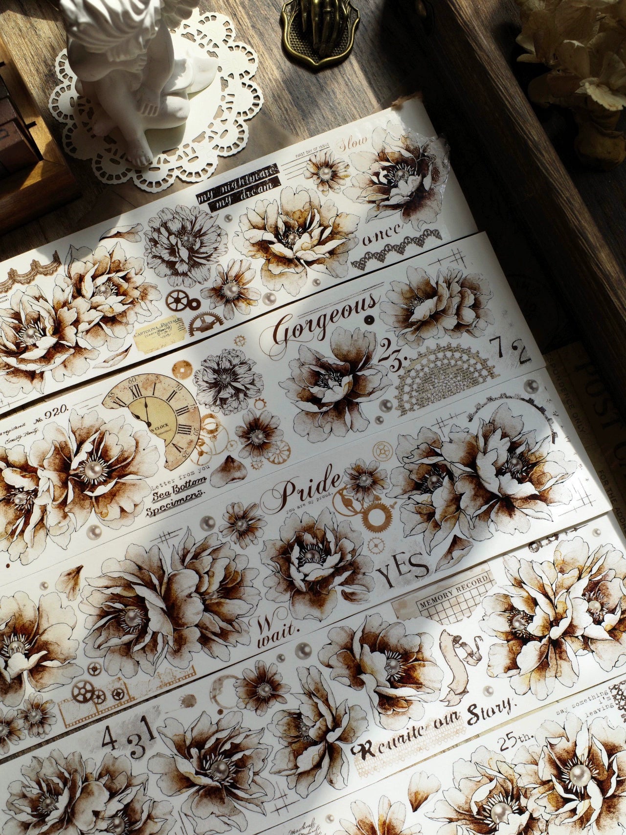 YiEr【Old Times】Orginal Design Washi/Pet Tape Light Retro Floral Stickers
