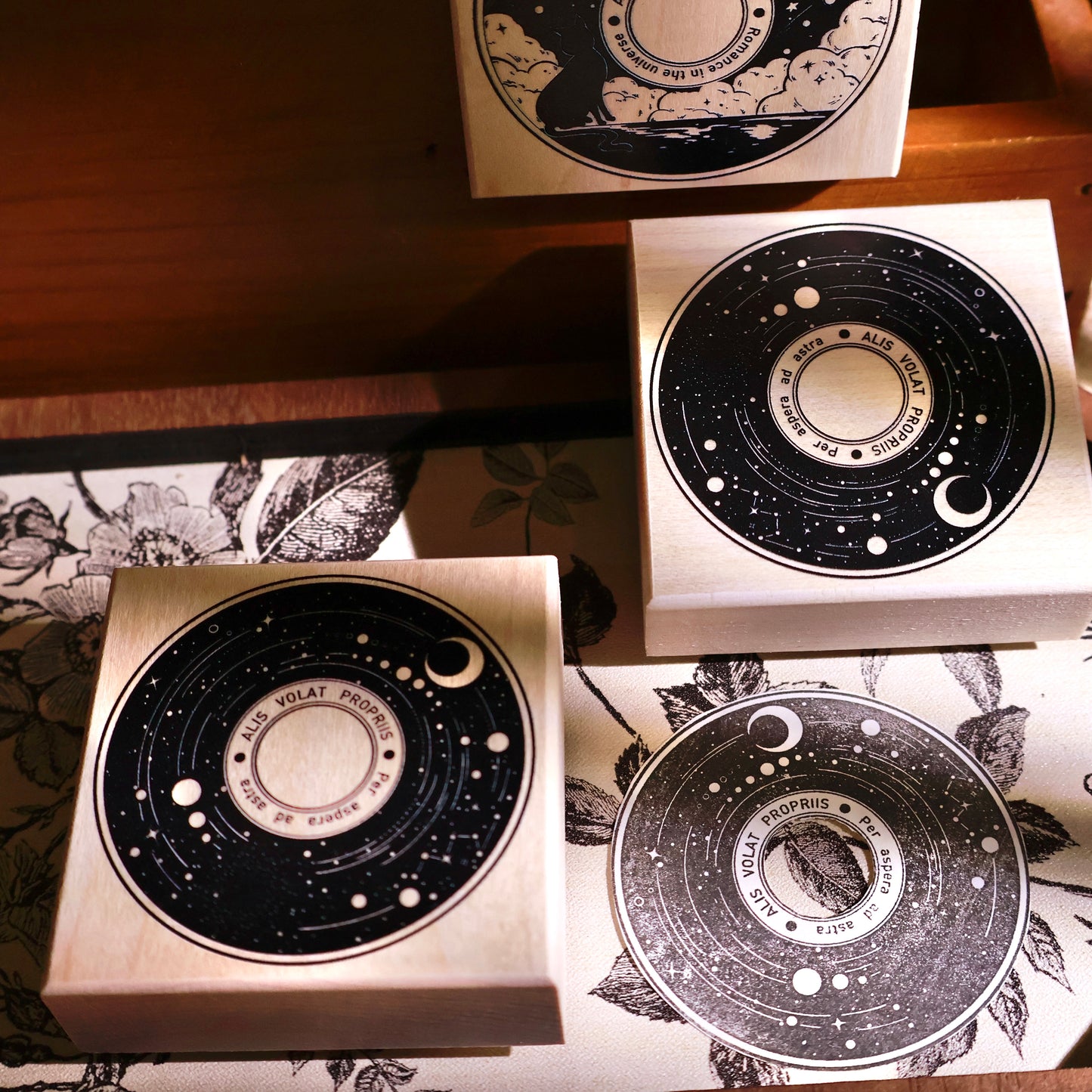 YiEr Stamp【Record】Upgraded Red Rubber Retro Stamp