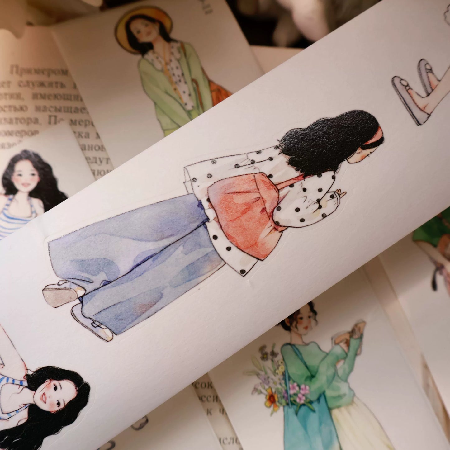 YiEr Vol14 【Yuanqi Sweet Sister】Pre-cut Light Retro Sweet Girl Character Orginal Design Washi Pet Tape Stickers