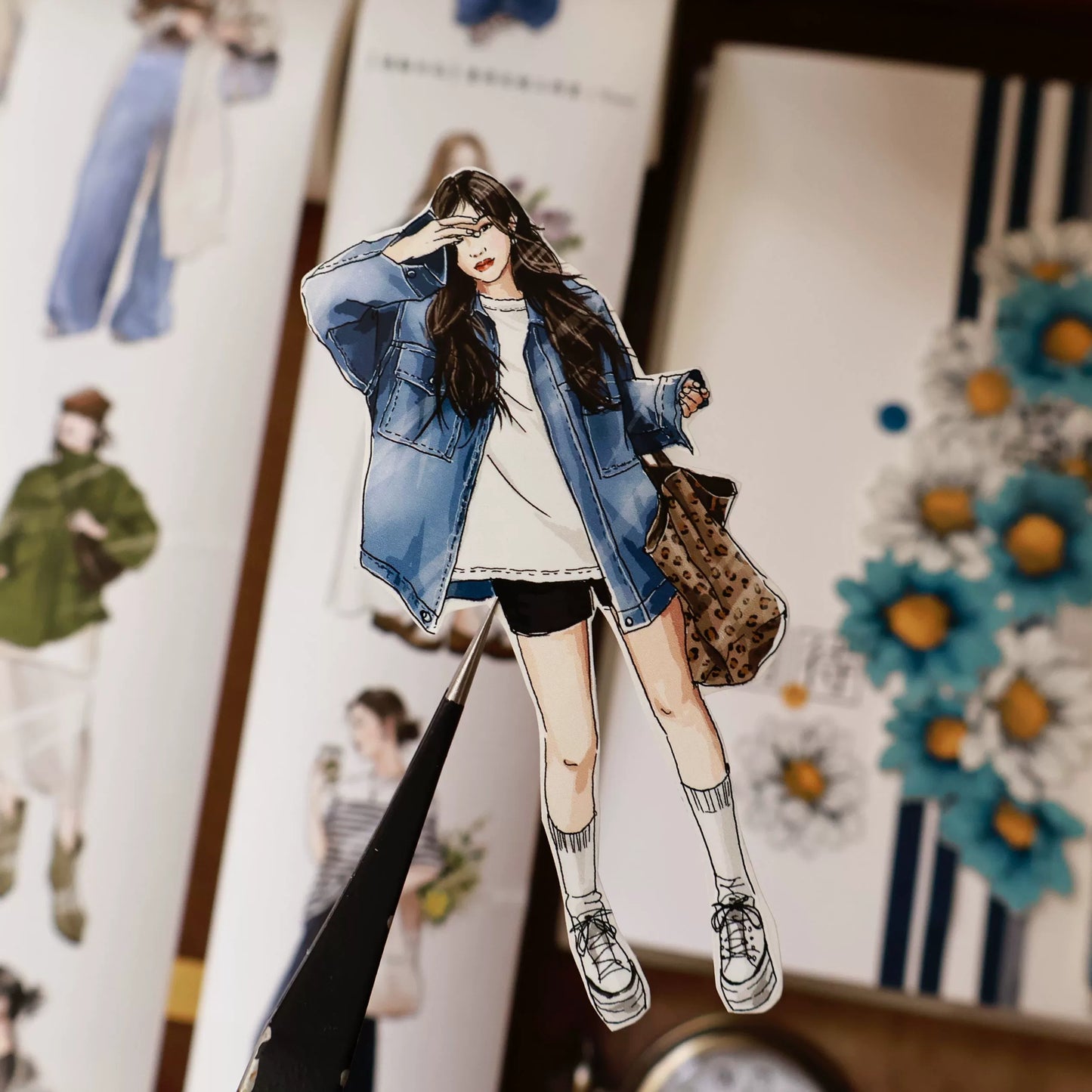 YiEr Vol14 【Commuting Diary】Pre-cut Light Retro Urban Girl Character Orginal Design Washi Pet Tape Stickers