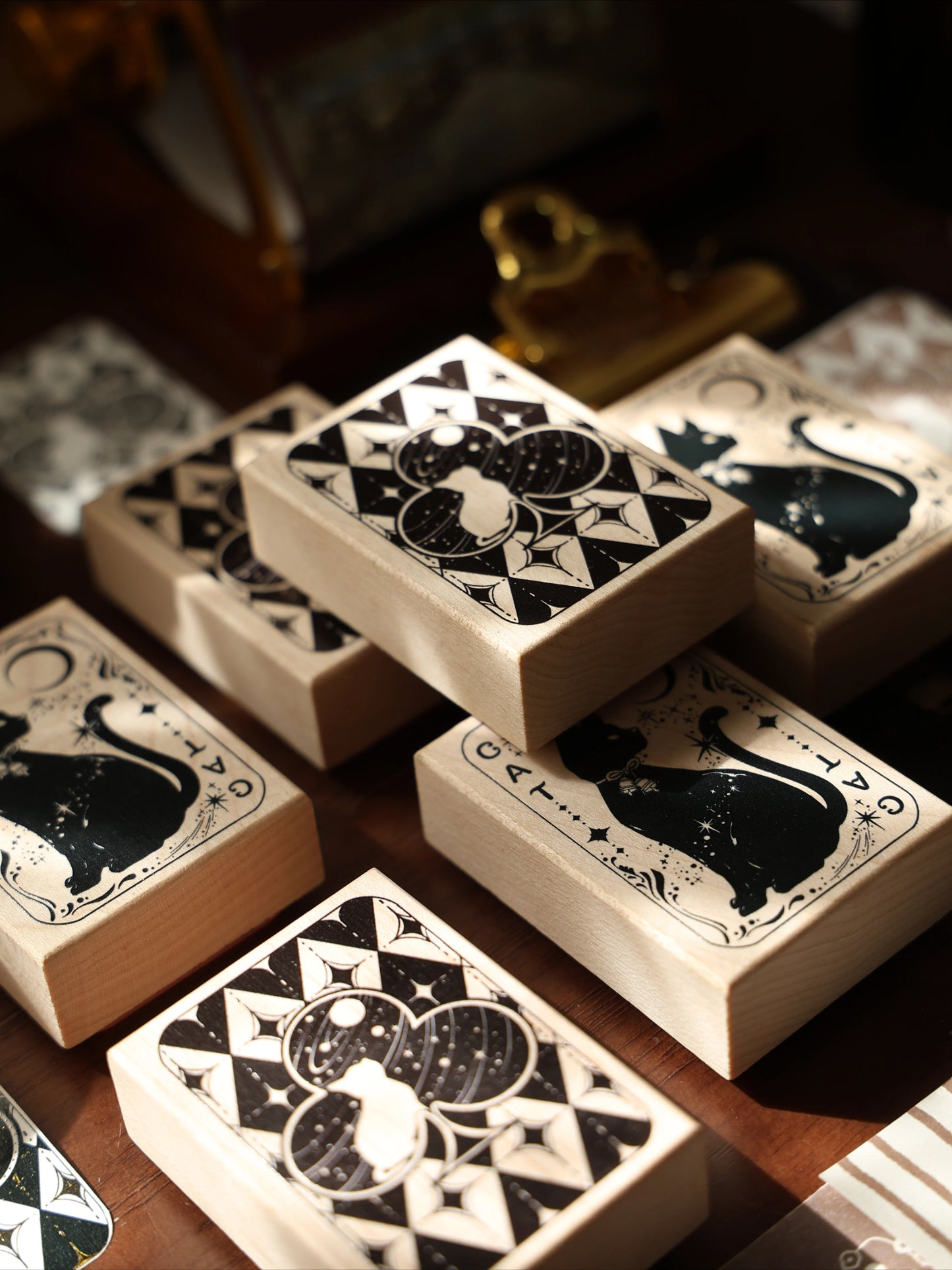 YiEr Vol16【Cat Poker Stamp】Imported Maple Red Rubber and Maple Wood Stamp