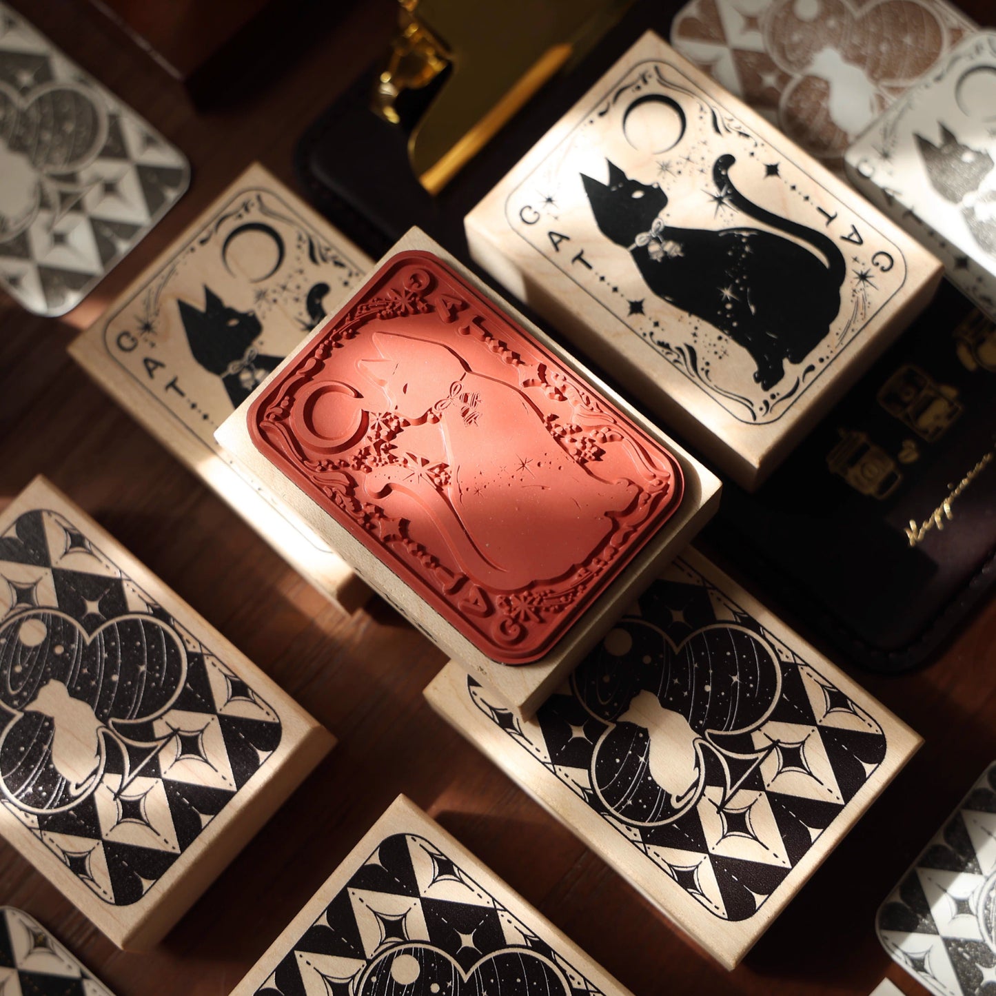 YiEr Vol16【Cat Poker Stamp】Imported Maple Red Rubber and Maple Wood Stamp