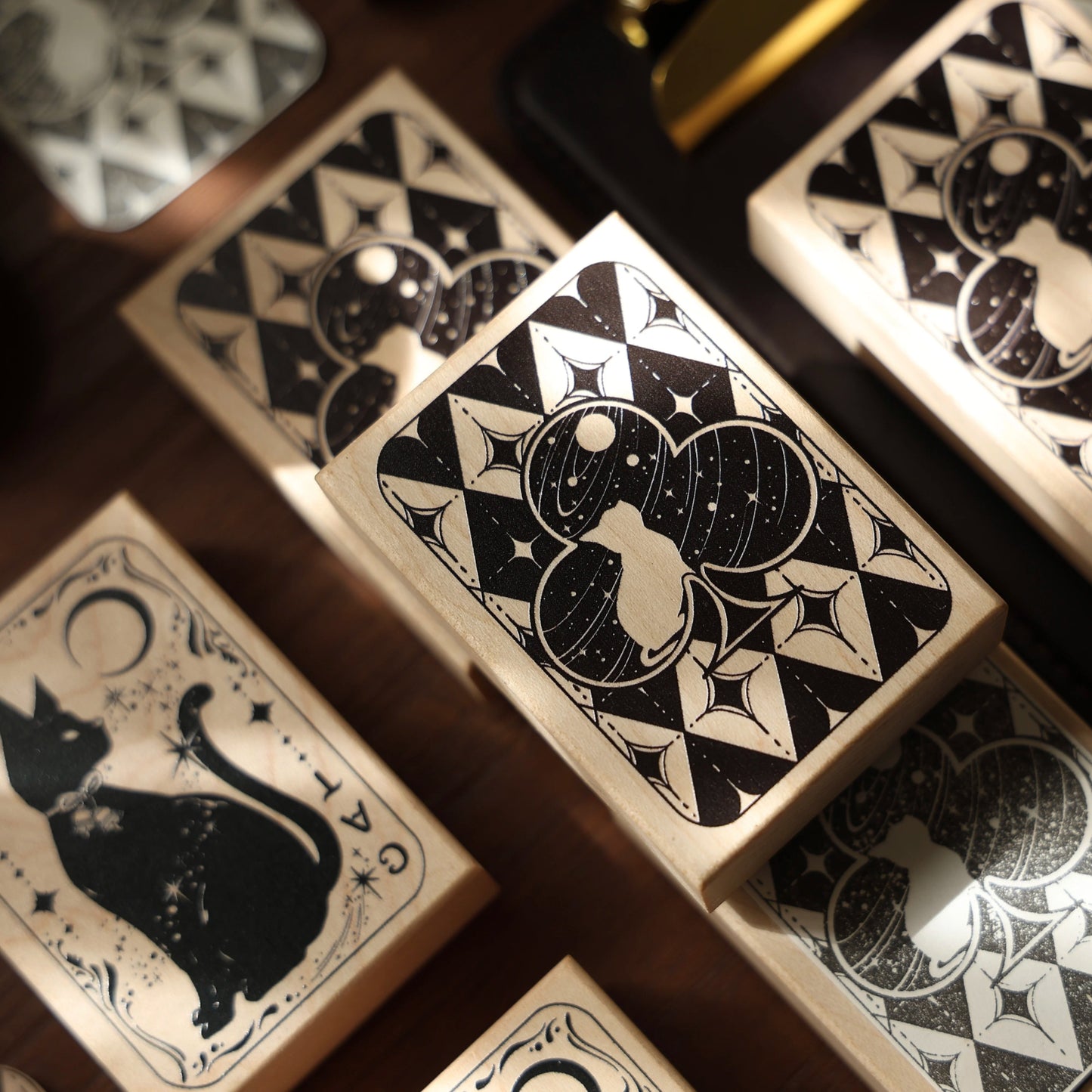 YiEr Vol16【Cat Poker Stamp】Imported Maple Red Rubber and Maple Wood Stamp