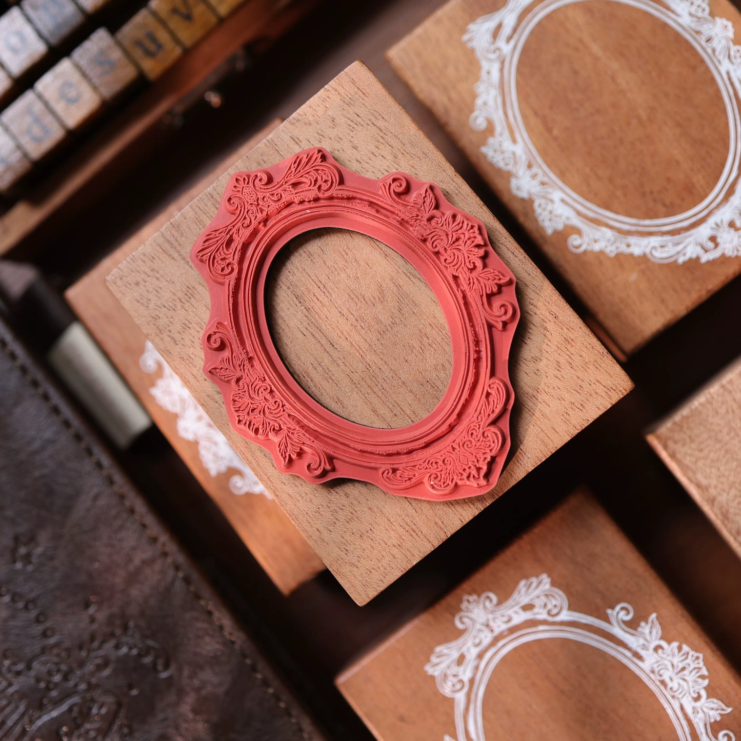 YiEr Vol17【Vintage Border】Imported Maple Red Rubber and Maple Wood Stamp