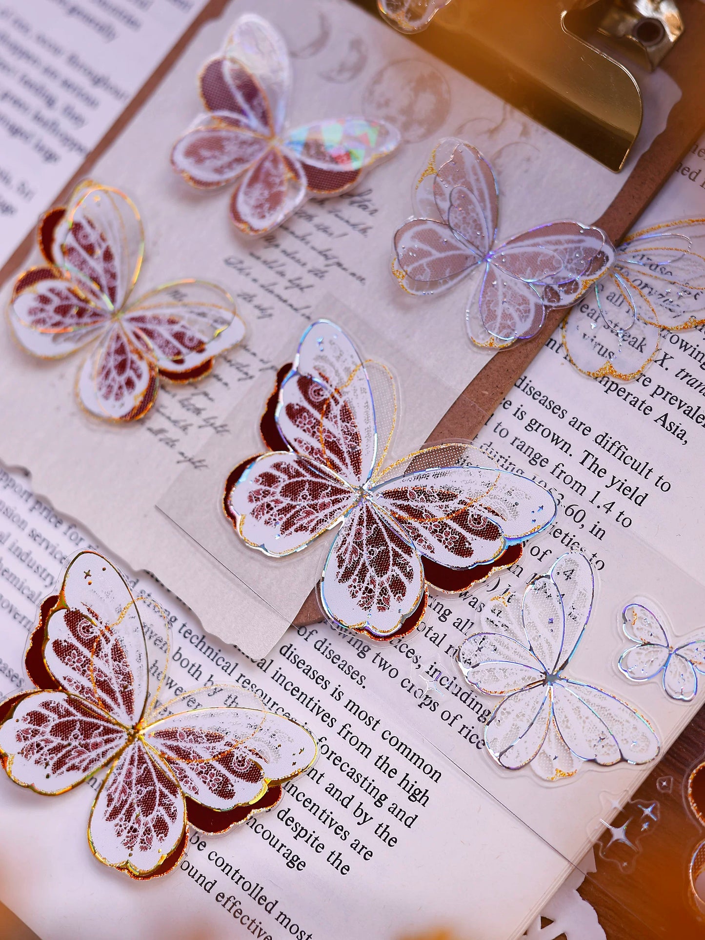 XiaoBaiJia Salt Series【Butterfly Feathers Chasing Light】Orginal Design Kiss-cut Washi/Pet Floral Tape Light Retro Landscaping Stickers