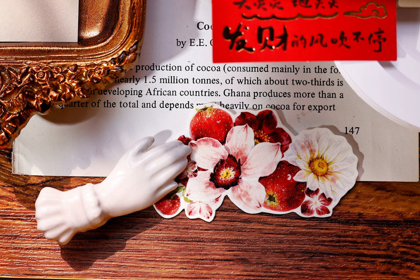 XiaoBaiJia Salt Series【Red Fruit Fragrance】Orginal Design Kiss-cut Washi/Pet Floral Tape Light Retro Landscaping Stickers