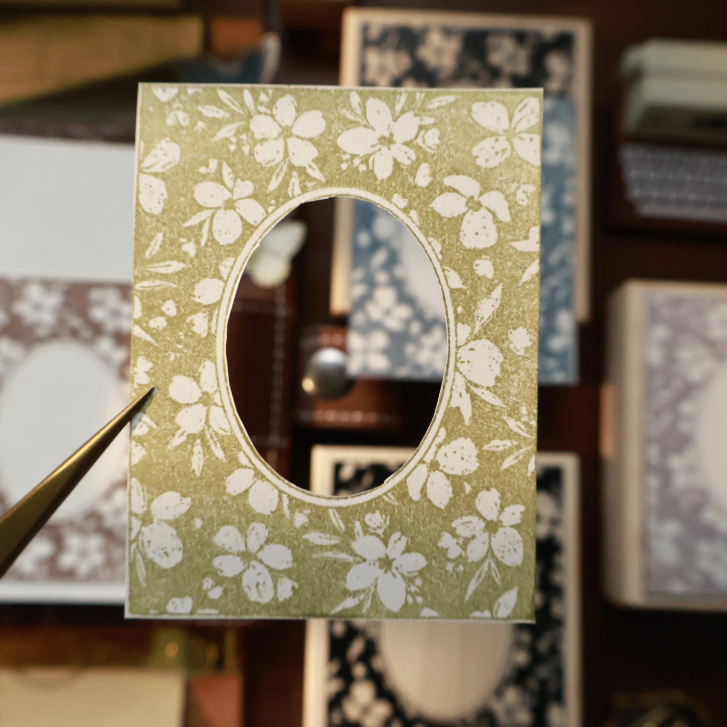 YiEr Vol15【Flower Frame Stamp】Imported Maple Red Rubber and Maple Wood Stamp