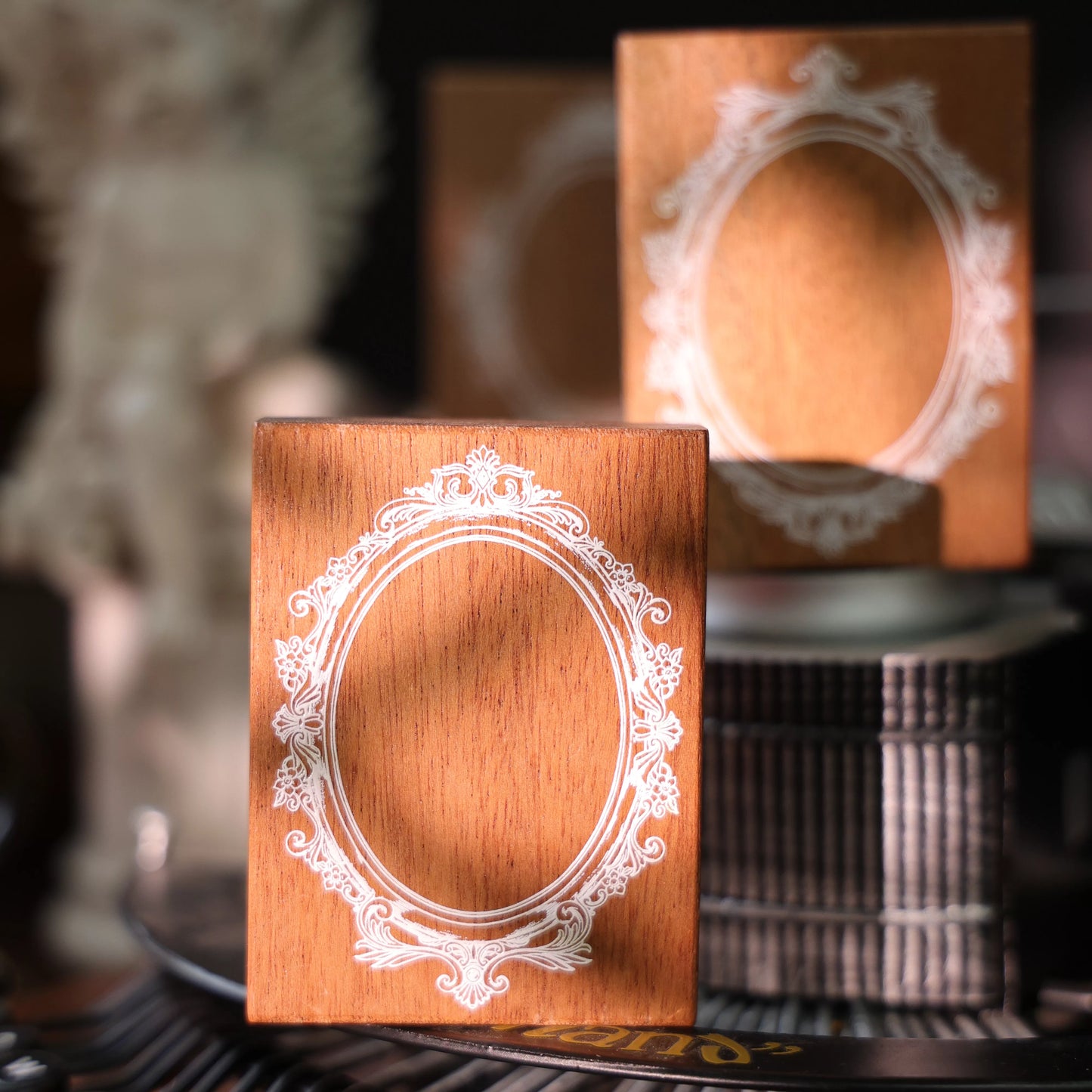 YiEr Vol17【Vintage Border】Imported Maple Red Rubber and Maple Wood Stamp