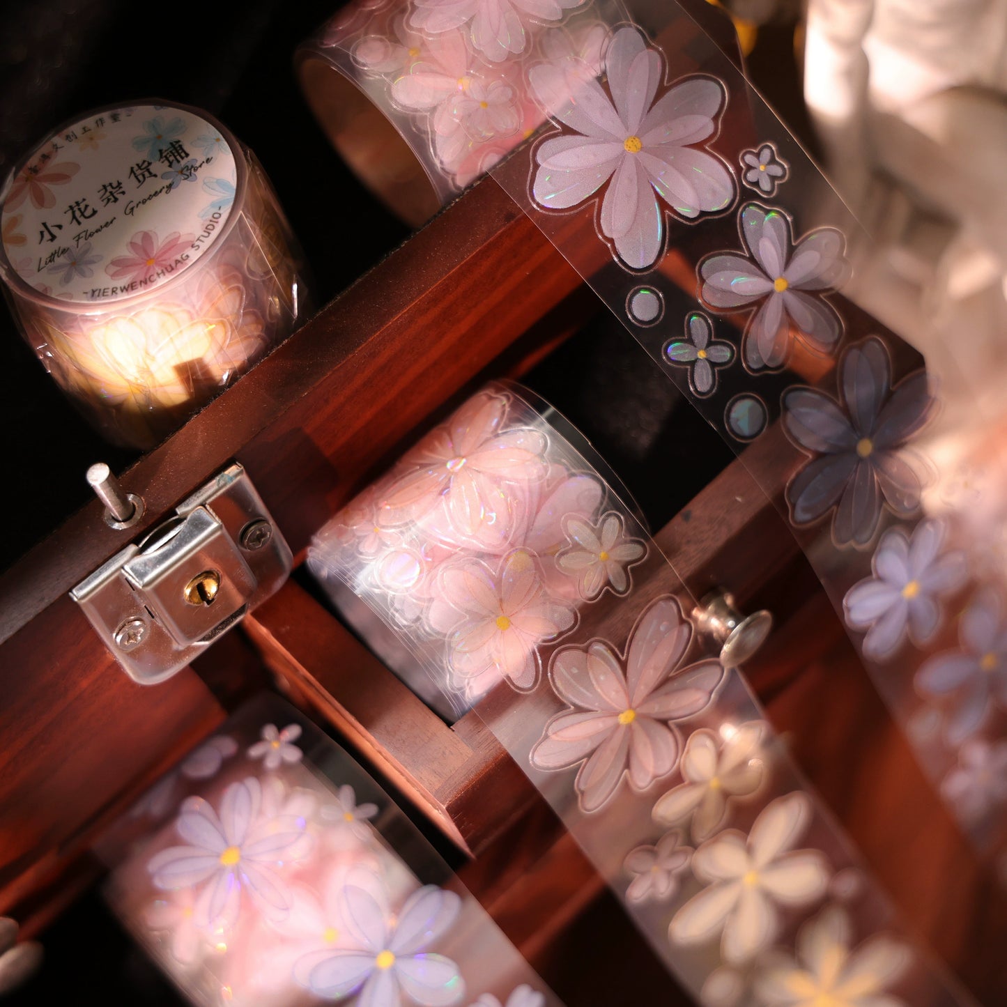 YiEr Vol17【Little Flower Grocery Store】Kiss-cut Light Retro Floral Washi Tape and PET Stickers