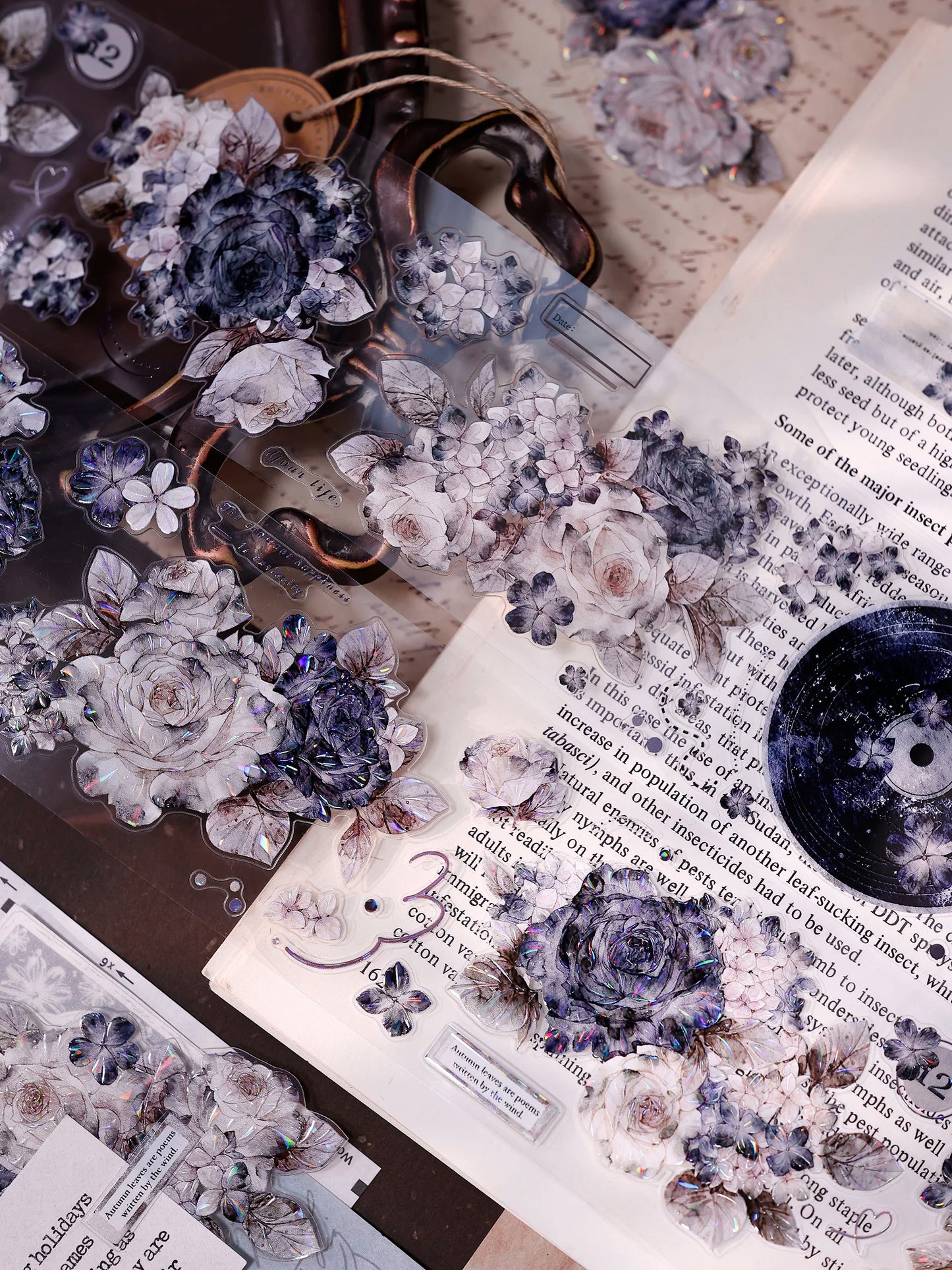 XiaoBaiJia【Cloud Ink Flower Cluster】Pre-cut Floral Orginal Design Washi Pet Tape Light Retro Stickers