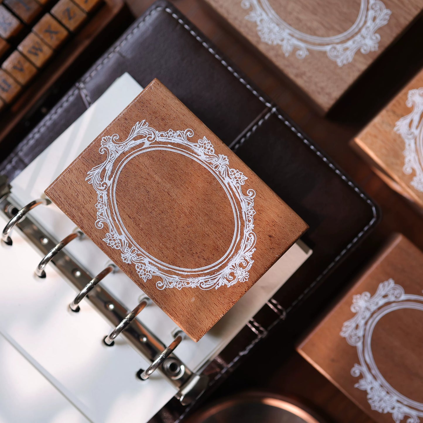 YiEr Vol17【Vintage Border】Imported Maple Red Rubber and Maple Wood Stamp