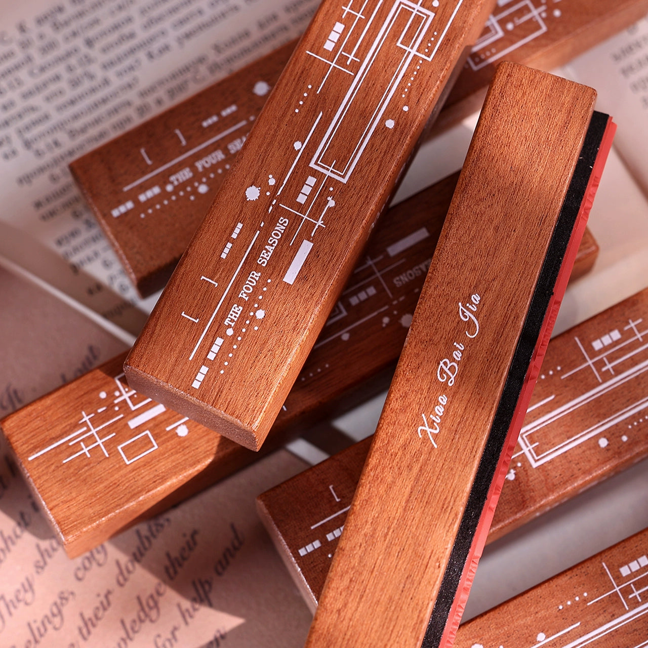 XiaoBaiJia【Basic Staggered Grid Stamp】Imported Shabili Red Rubber and Maple Wood Stamp