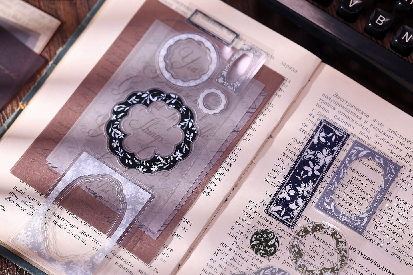 XiaoBaiJia【Flower Frame】Light Retro Orginal Design Washi Pet Tape Landscape Stickers