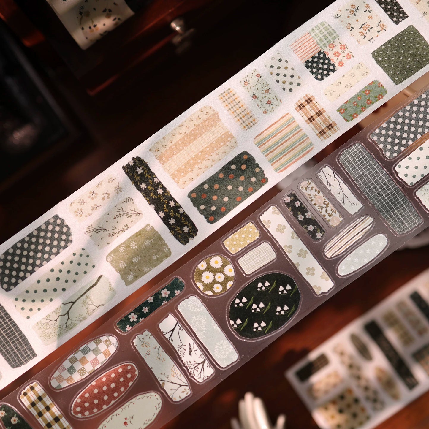 YiEr Vol17【Patchwork Floral】Kiss-cut Light Retro Floral Washi Tape and PET Stickers