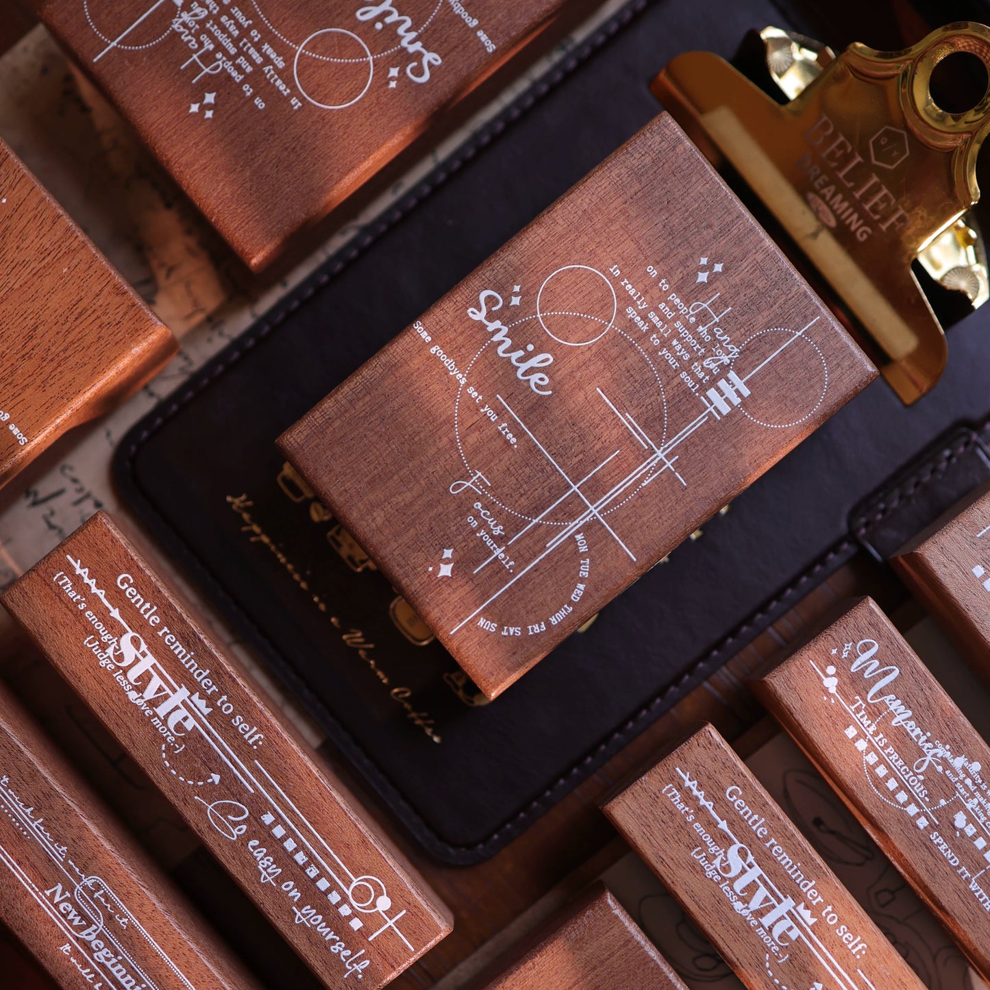 YiEr Vol17【Base Stamp】Imported Maple Red Rubber and Maple Wood Stamp