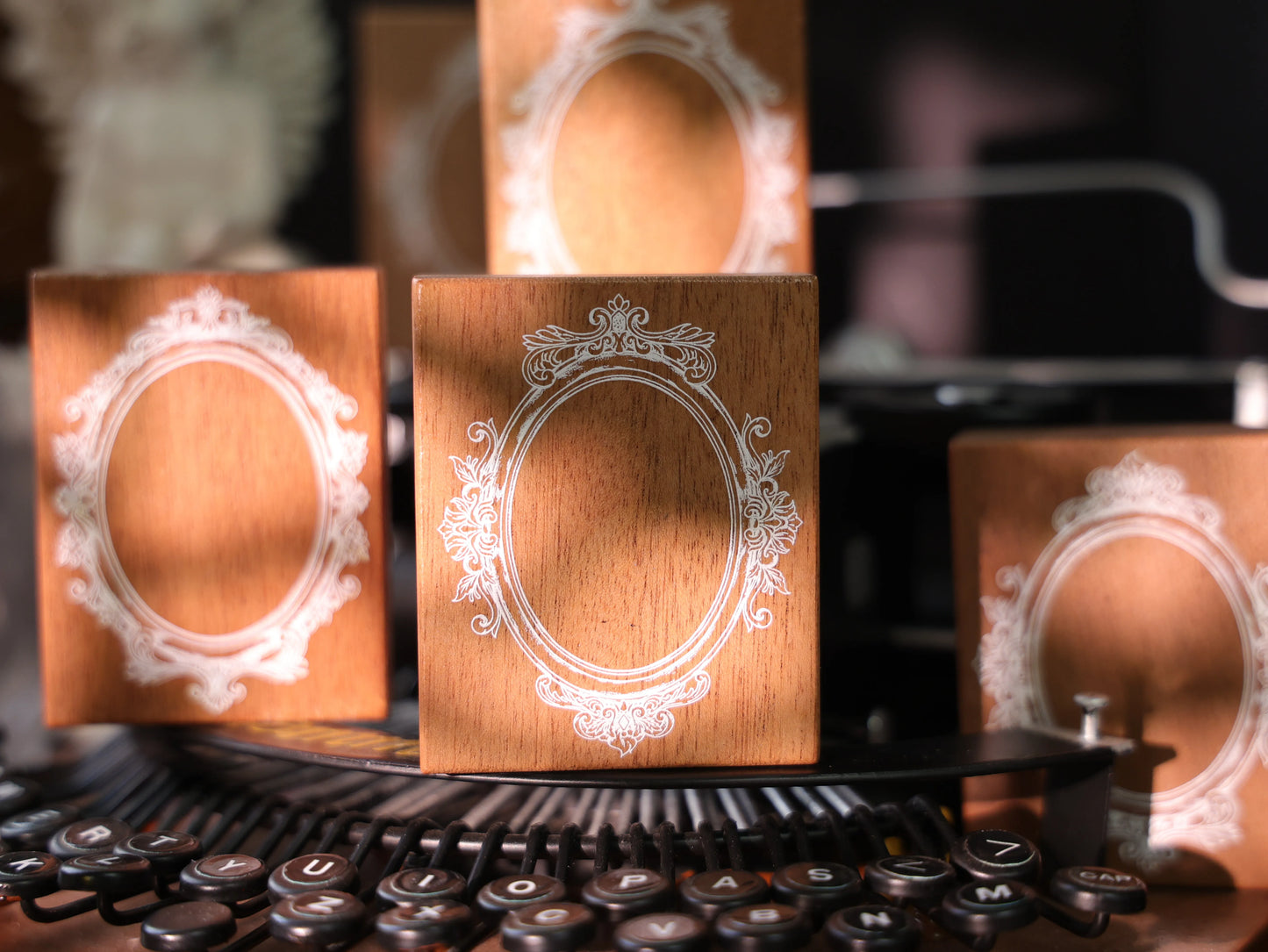 YiEr Vol17【Vintage Border】Imported Maple Red Rubber and Maple Wood Stamp