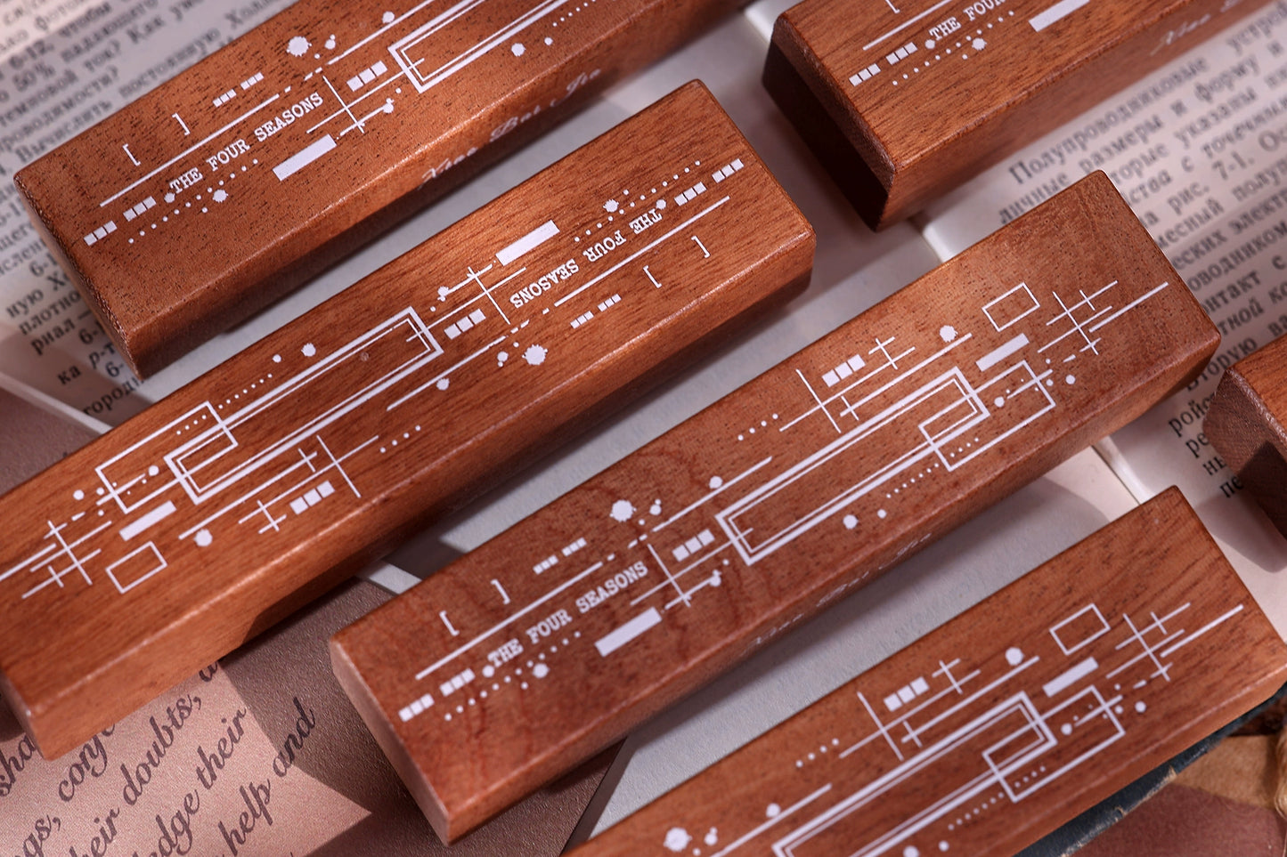 XiaoBaiJia【Basic Staggered Grid Stamp】Imported Shabili Red Rubber and Maple Wood Stamp