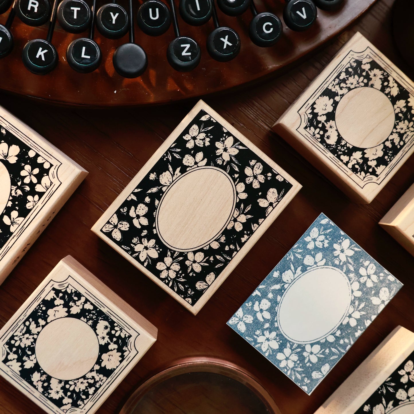 YiEr Vol15【Flower Frame Stamp】Imported Maple Red Rubber and Maple Wood Stamp