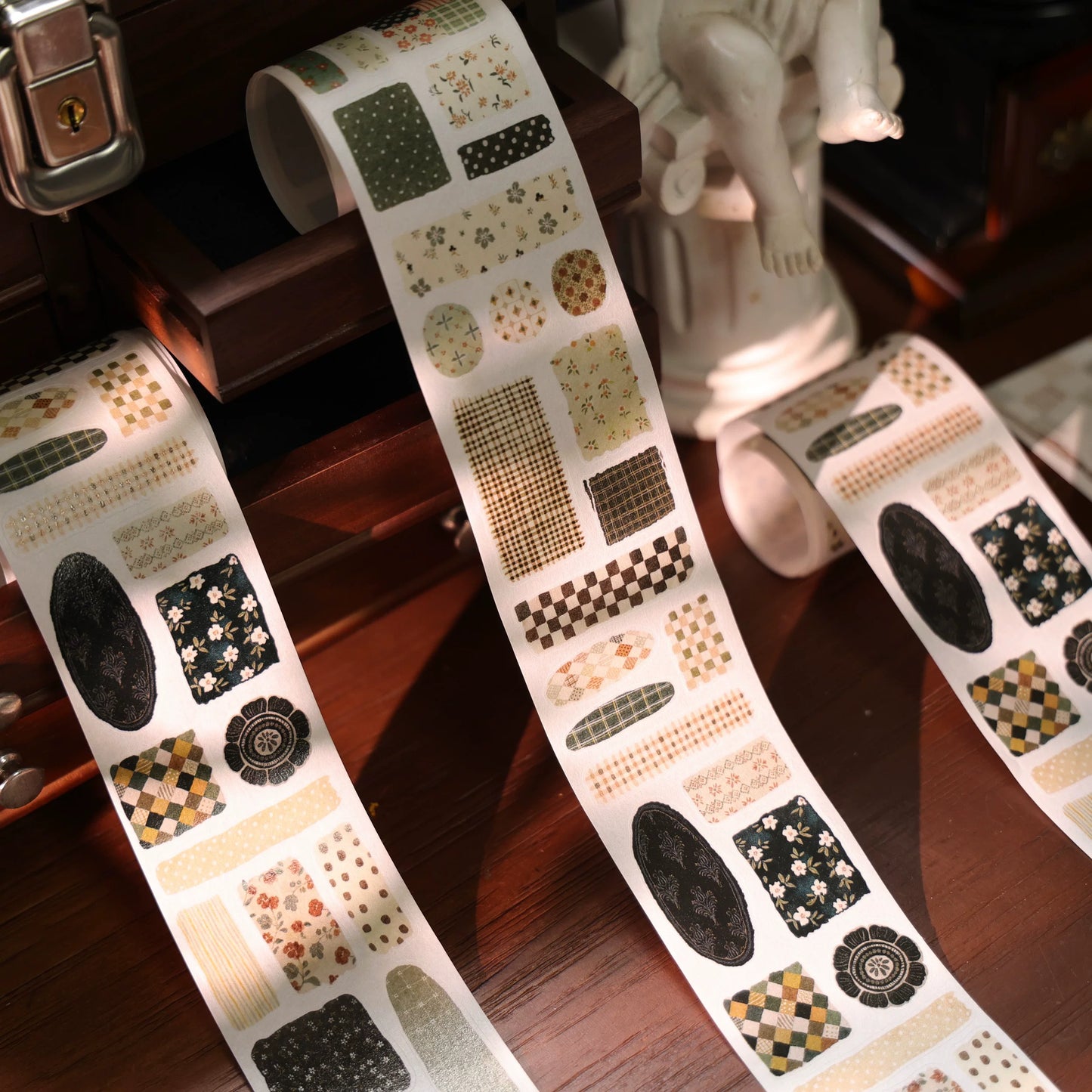 YiEr Vol17【Patchwork Floral】Kiss-cut Light Retro Floral Washi Tape and PET Stickers
