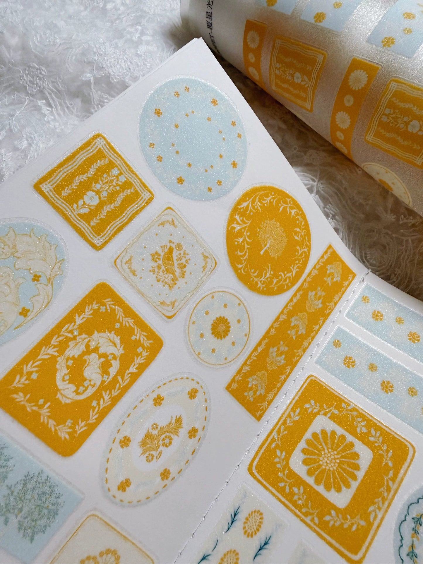 ZaoZao Vol4【Chat among Flowers】Original Design Kiss-Cut Washi PET Tape Stickers,for Scrapbook Supplies,Journaling,Junk Journal,Bullet Journal,Planner Stickers