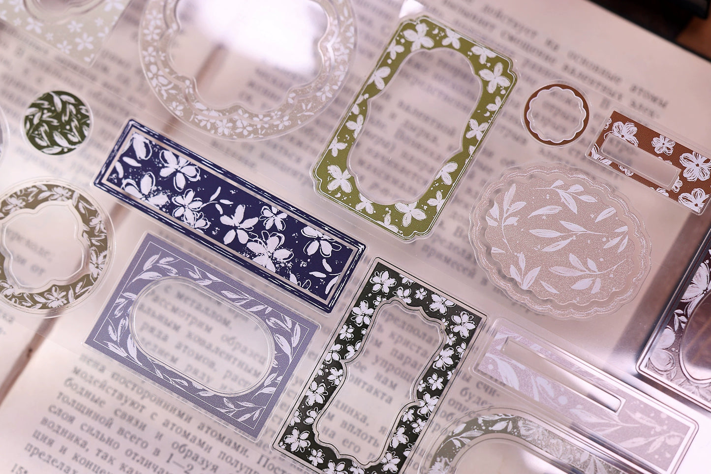 XiaoBaiJia【Flower Frame】Light Retro Orginal Design Washi Pet Tape Landscape Stickers