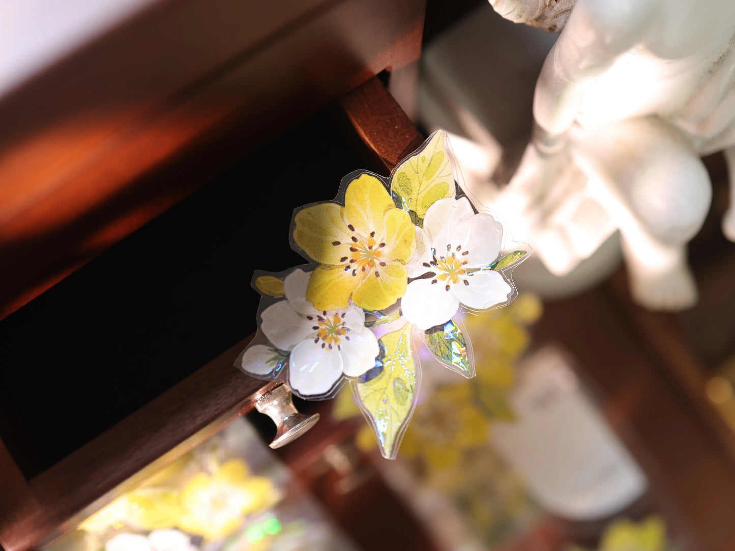 YiEr Vol17【Cream Pear Blossom】Kiss-cut Floral Washi Tape and PET Stickers