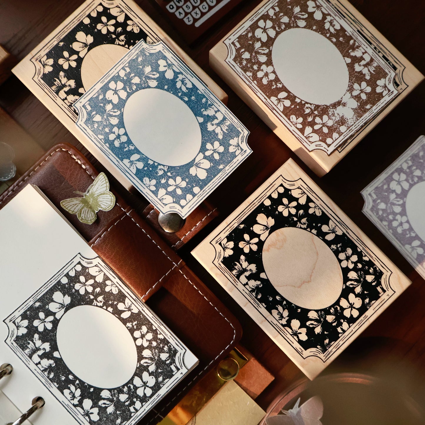 YiEr Vol15【Flower Frame Stamp】Imported Maple Red Rubber and Maple Wood Stamp