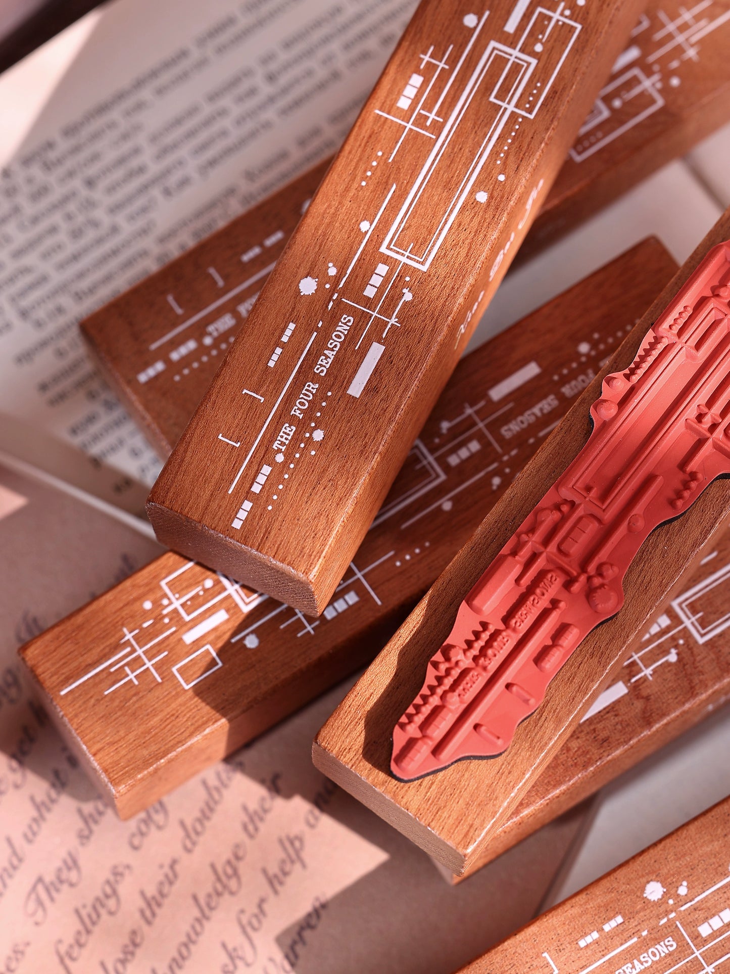 XiaoBaiJia【Basic Staggered Grid Stamp】Imported Shabili Red Rubber and Maple Wood Stamp