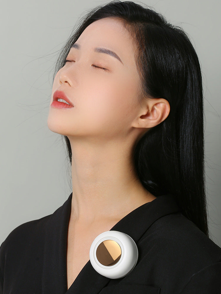 ‌Mini Cyclone-160g Bladeless Clip Fan That Goes Everywhere. 3 Speeds. 900mAh. Silicone Clip. Clip Anywhere. Hands-Free Cooling.