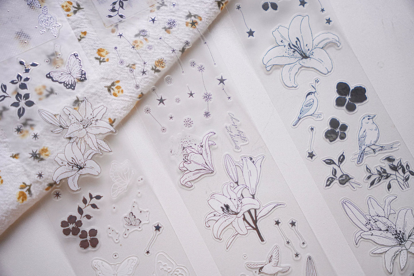 Yuanzi-Jennyuanzi【Licht Schatten】Vorgeschnittene Blumen Vogel Schmetterling Stern Kette Heißsilber Washi PET Tape