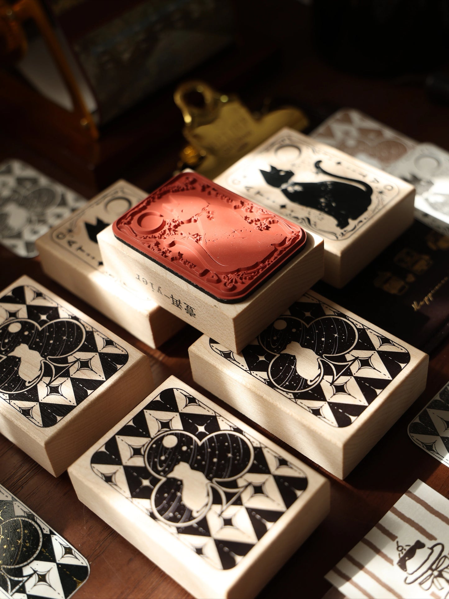 YiEr Vol16【Cat Poker Stamp】Imported Maple Red Rubber and Maple Wood Stamp
