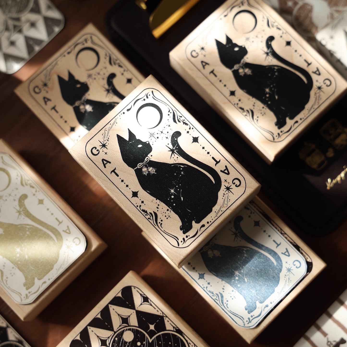 YiEr Vol16【Cat Poker Stamp】Imported Maple Red Rubber and Maple Wood Stamp
