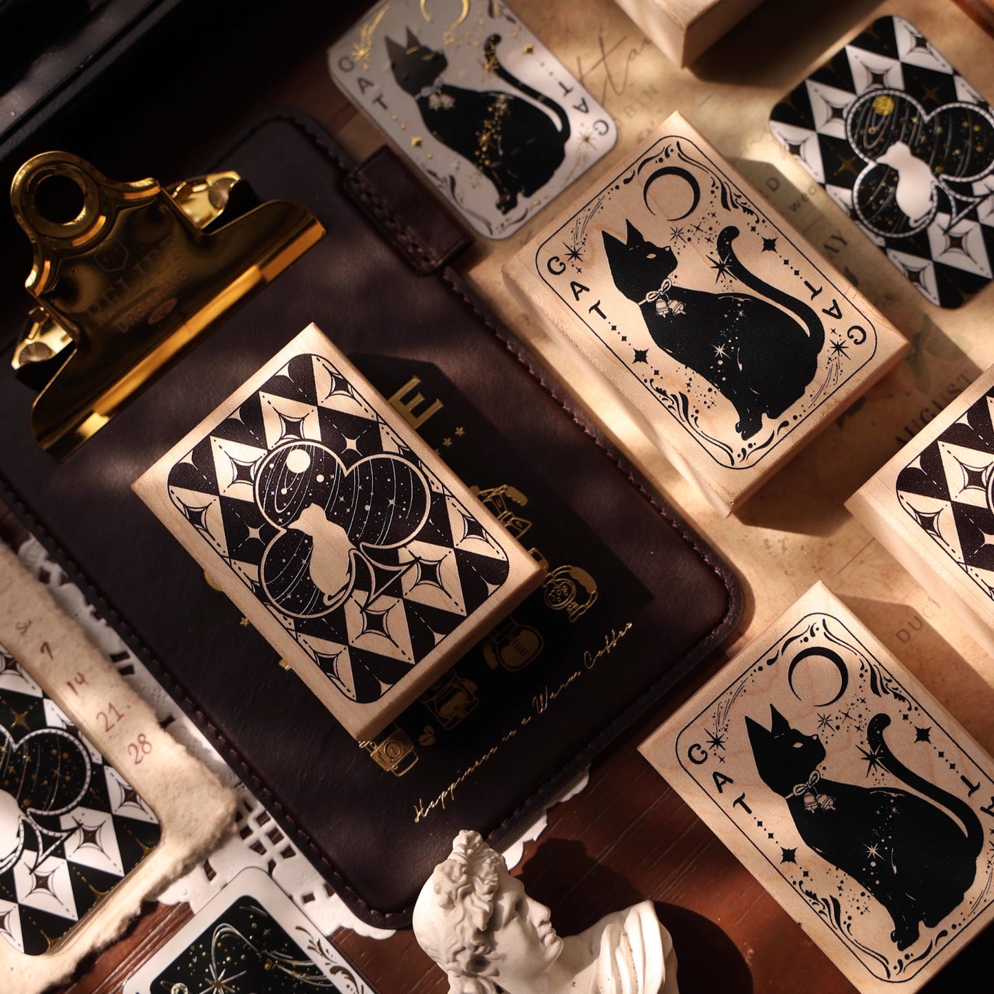 YiEr Vol16【Cat Poker Stamp】Imported Maple Red Rubber and Maple Wood Stamp